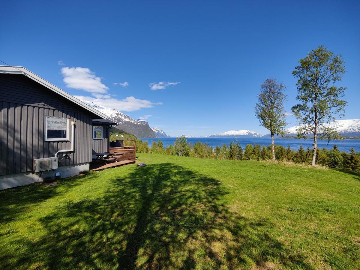 House In The Heart Of The Lyngen Alps With Best View Villa Lyngseidet Екстериор снимка